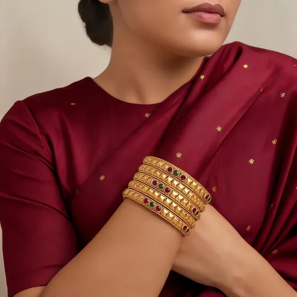 Copper_Base_With_Gold_Plated_Ashthdhara_Atique_Bangles