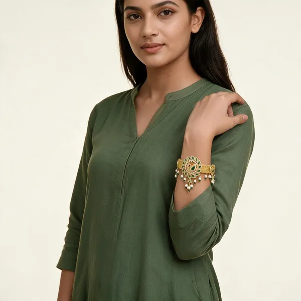 Copper_Base_With_Gold_Plated_Vana_Mayuri_Vanki