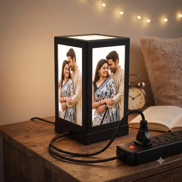 Black_Plastic_Table_Lamp_For_Desk_Decor
