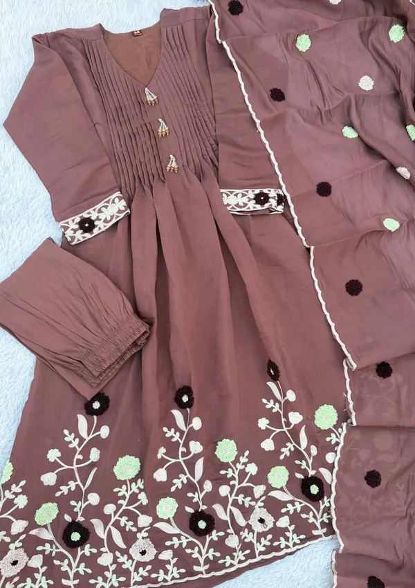 Women's_Mal_Chanderi_Ethnic_Motifs_Embroidered_Kurti_Palazzo_with_Dupatta
