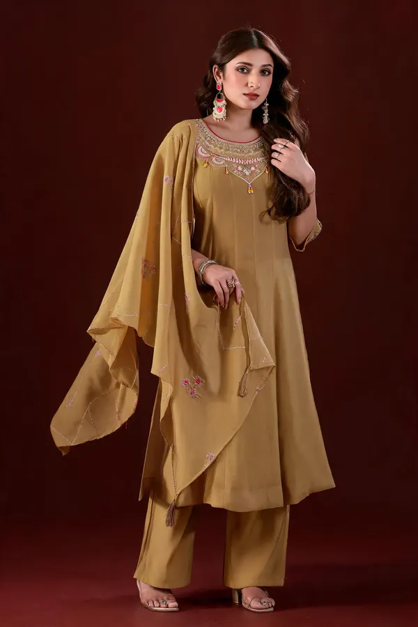 Gold_Mul_Slub_Ethnic_Motifs_Embroidered_Kurti_Palazzo_With_Dupatta_For_Women