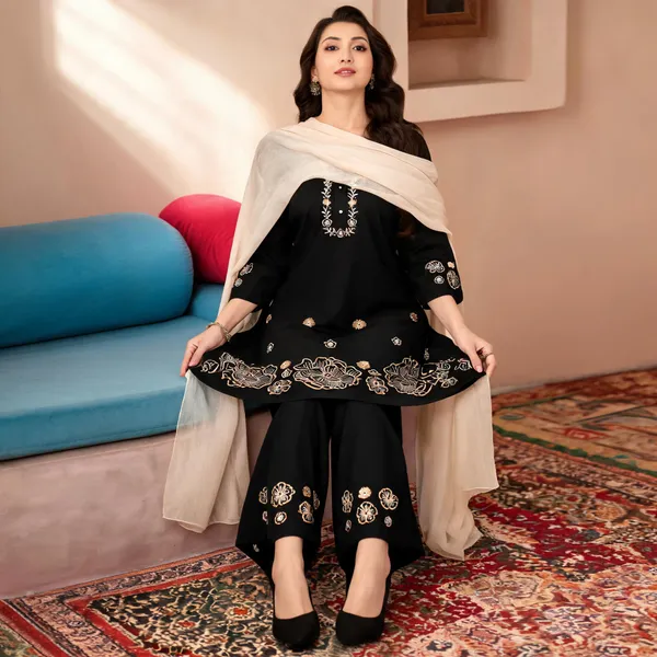 Black_Pure_Cotton_Embroidered_Kurti_With_Palazzo_For_Women