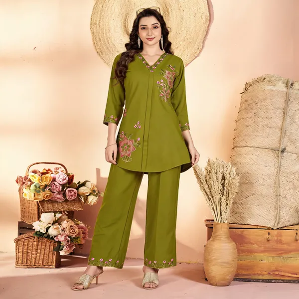Mehendi_Heavy_Rayon_Embroidered_Kurti_With_Palazzo_For_Women