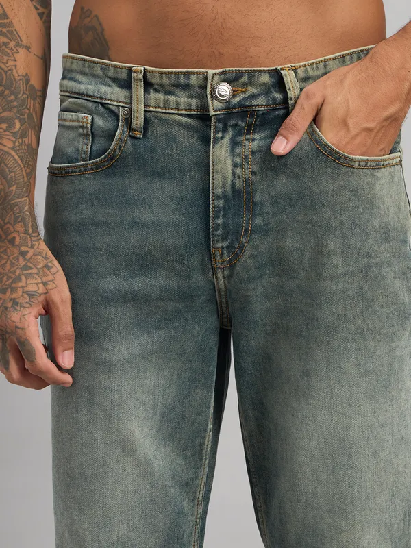 Sand_Dunes_Men_Mid-Wash_Straight_Fit_Jeans