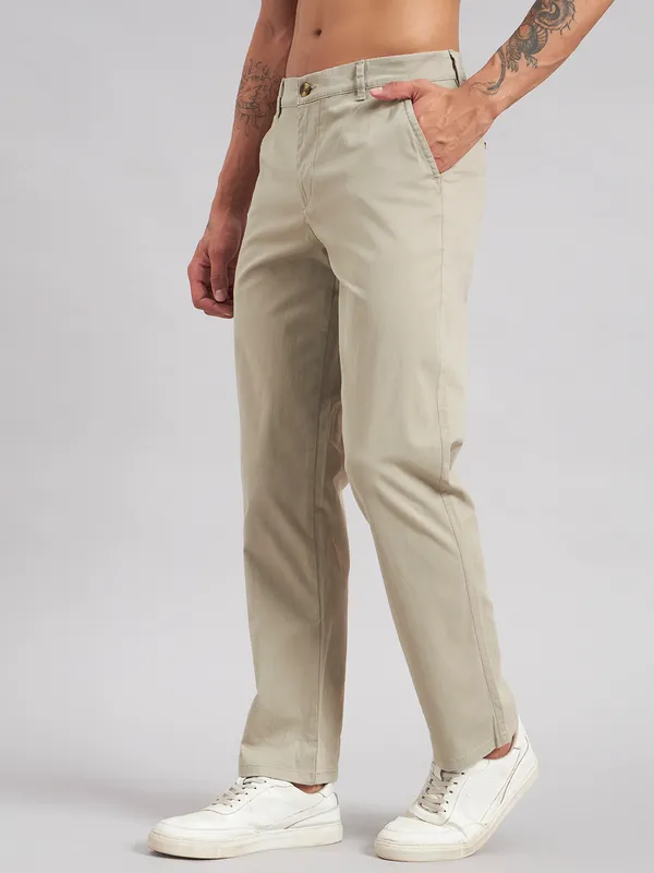 Sand_Dunes_Men_Beige_Straight_Fit_Cotton_Chinos_Trousers