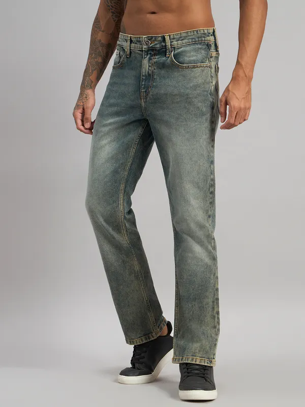 Sand_Dunes_Men_Mid-Wash_Straight_Fit_Jeans
