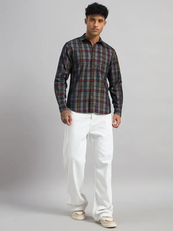Sand_Dunes_Men_Dark_Wash_Straight_Fit_Jeans
