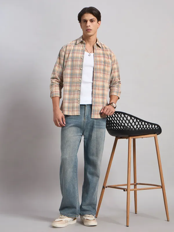 Men_Premium_Checked_Relaxed_Fit_Casual_Shirt