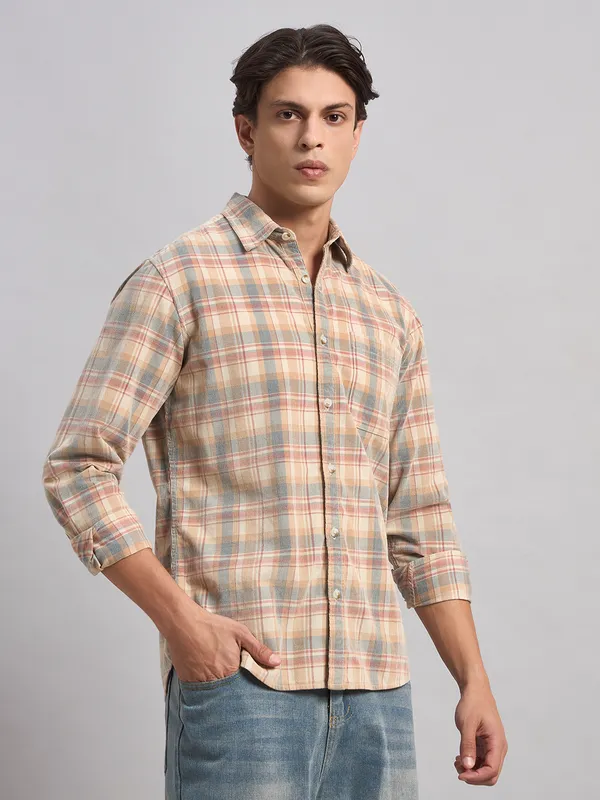 Men_Premium_Checked_Relaxed_Fit_Casual_Shirt