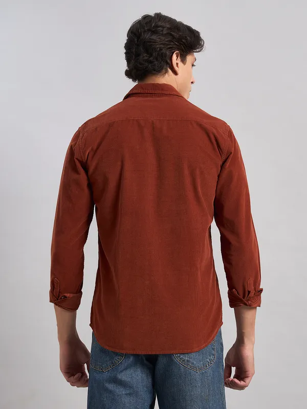Men_Solid_Relaxed_Fit_Corduroy_Shirt