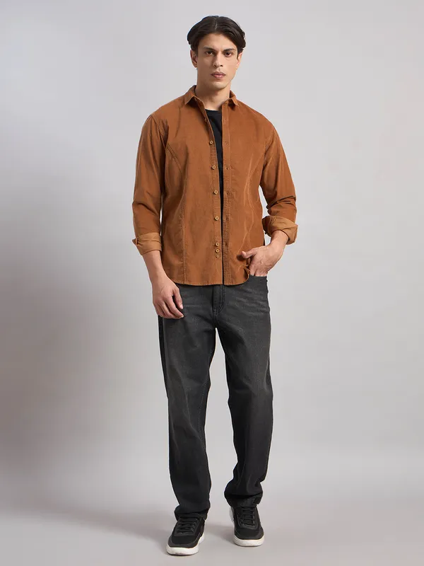 Men’S_Relaxed_Fit_Corduroy_Shirt