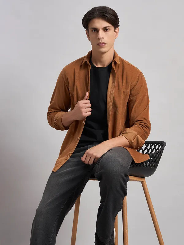 Men’S_Relaxed_Fit_Corduroy_Shirt