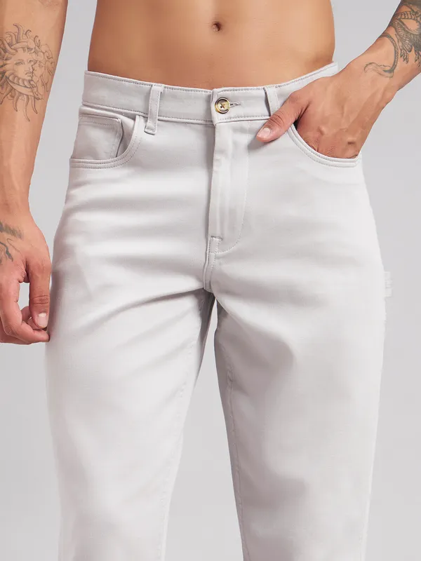 Sand_Dunes_Men_White_Straight_Fit_Cargo_Trousers