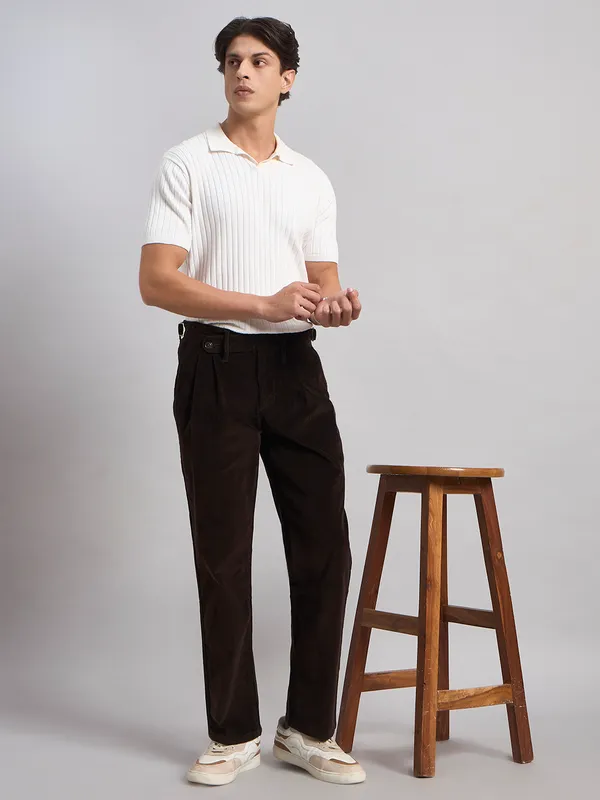 Sand_Dunes_Men’S_Premium_Brown_Corduroy_Pleated_Straight_Fit_Trousers