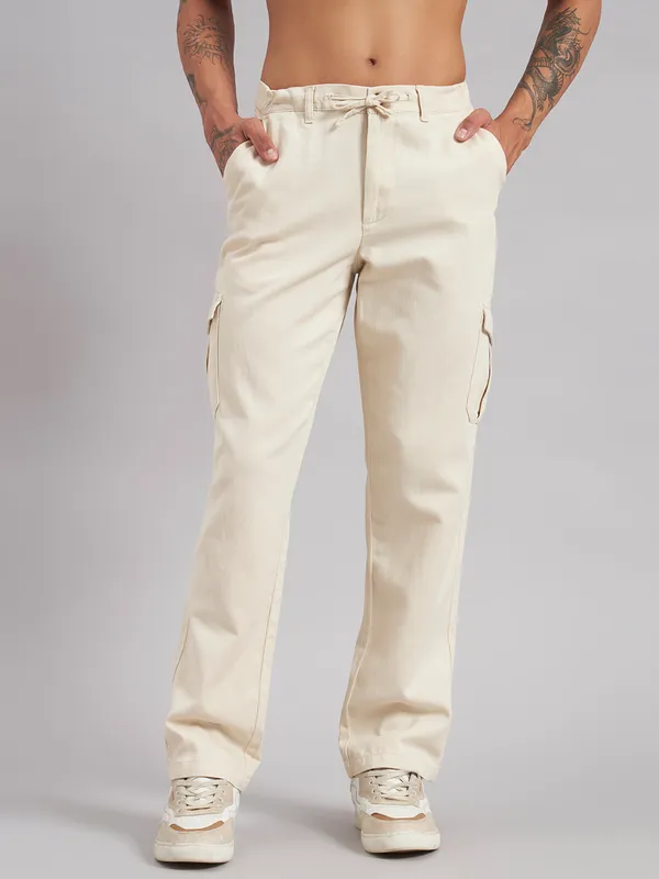 Sand_Dunes_Men_Mid-Rise_Light_Fade_Straight_Fit_Jeans