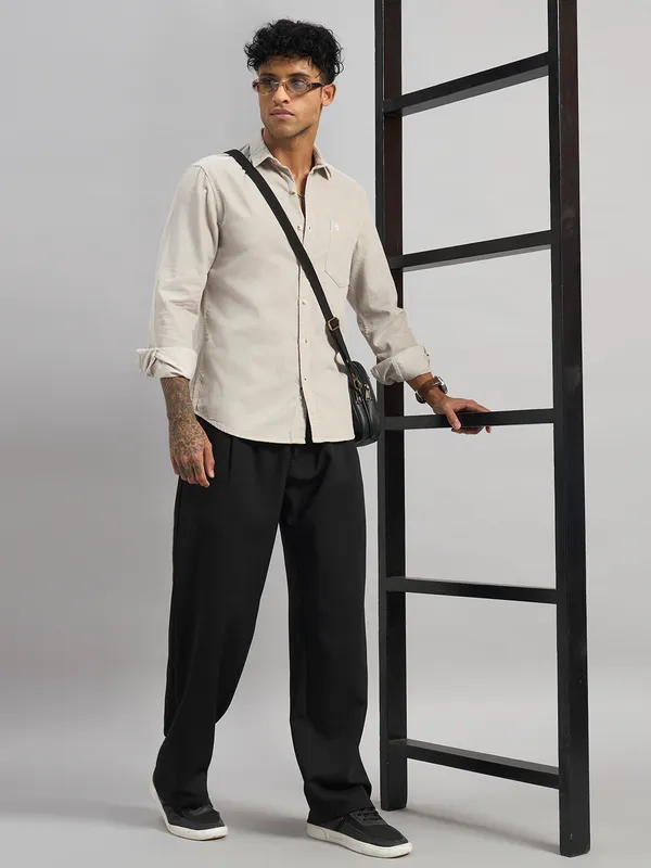 Sand_Dunes_Men_Light_Washed_Straight_Fit_Jeans