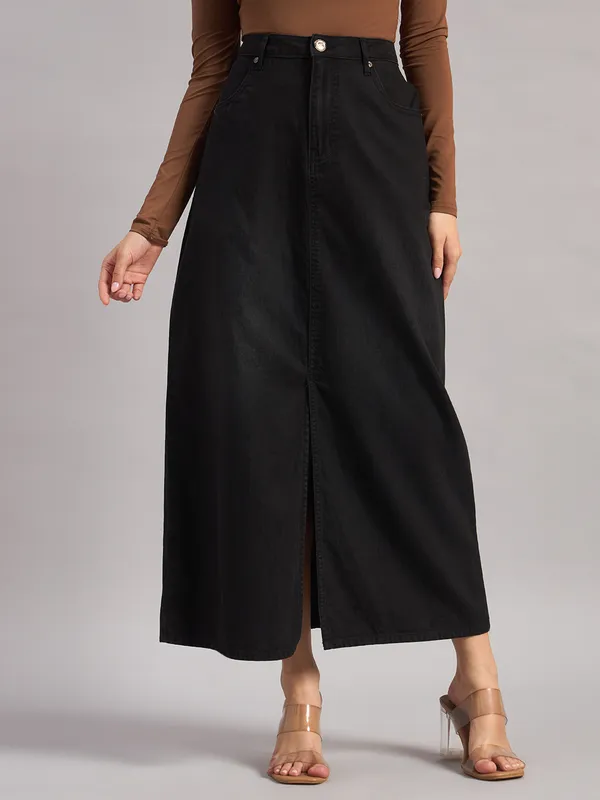Sand_Dunes_Women_Black_High-Rise_Denim_Maxi_Skirt_With_Front_Slit