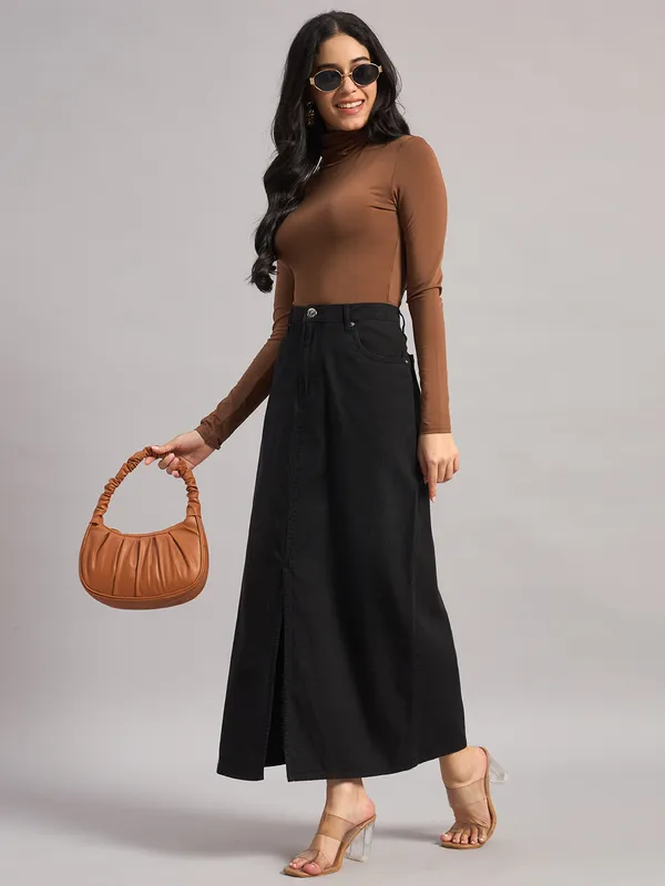 Sand_Dunes_Women_Black_High-Rise_Denim_Maxi_Skirt_With_Front_Slit