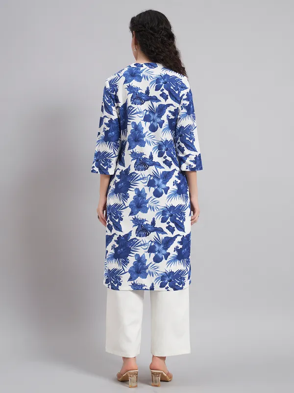 Sand_Dunes_Women_White_and_Blue_Floral_Printed_Kurti