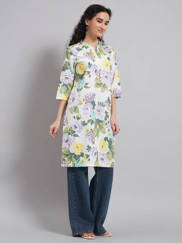 Sand_Dunes_Women_Floral_Printed_Straight_Kurti