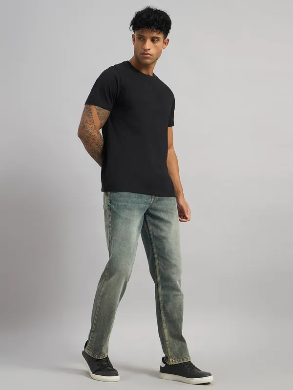 Sand_Dunes_Men_Mid-Wash_Straight_Fit_Jeans