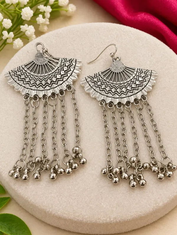 Silver_Tone_Dangle_Earrings_for_Women