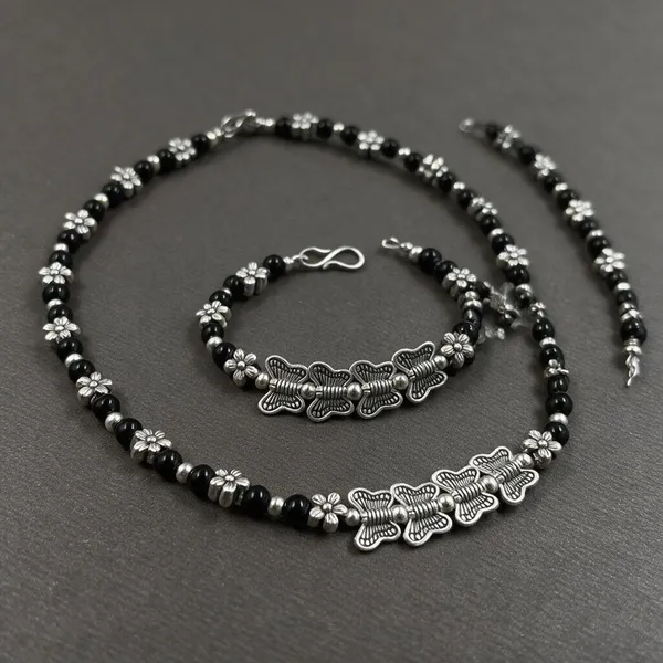 Black_Beaded_Butterfly_Pendant_Necklace_Set_for_Women