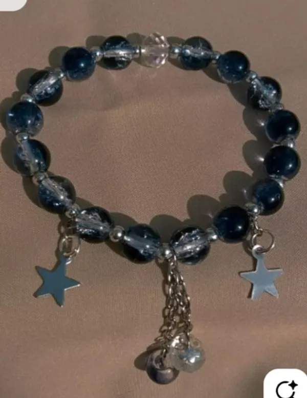 Blue_Beaded_Charm_Bracelet_for_Women
