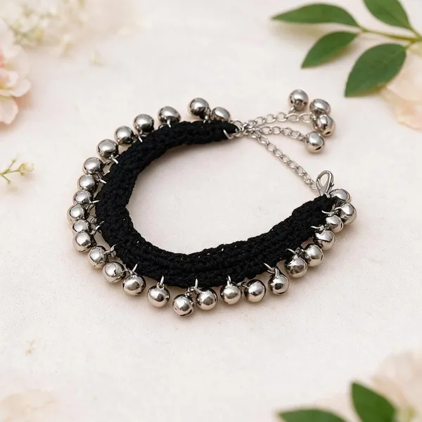 Black_Thread_Bell_Bead_Necklace_for_Women