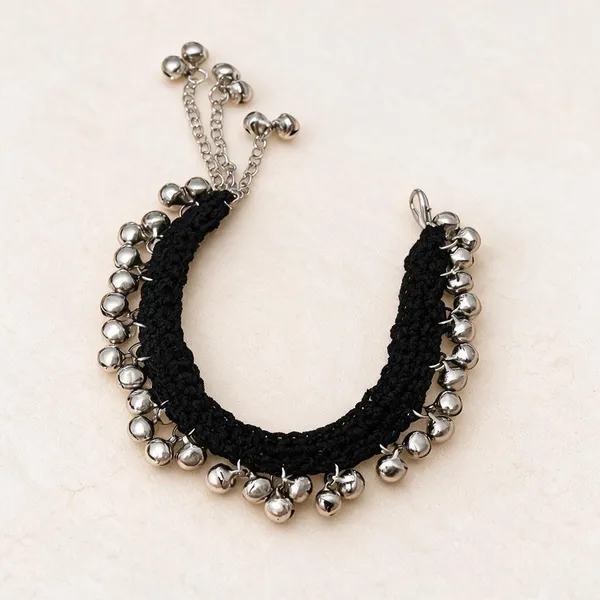 Black_Thread_Bell_Bead_Necklace_for_Women