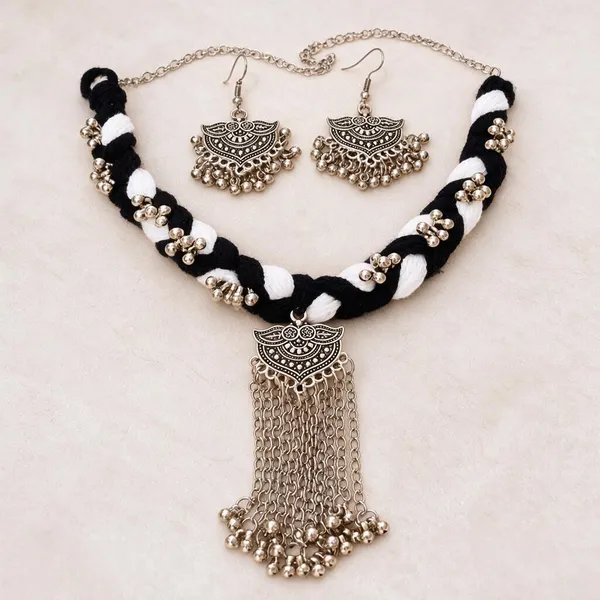 Black_And_White_Braided_Necklace_Set_for_Women
