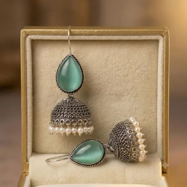 Oxidized_Silver_Plated_Brass_Teardrop_Jhumka_Earrings_For_Girls_Women