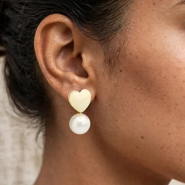 Blush_Radiance_White_Heart_Pearl_Drop_Earrings_Default_Title