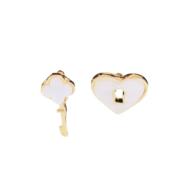 Lovebond_White_Heart_Stud_Earrings_Default_Title