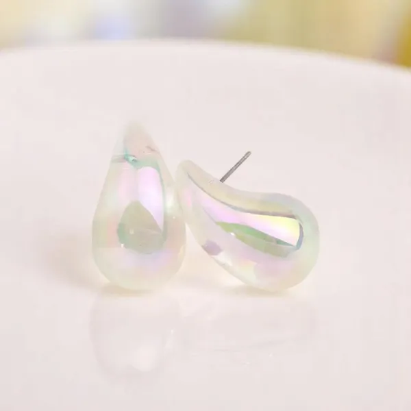 Glasswhisper_Clear_Resin_Teardrop_Earrings_Default_Title