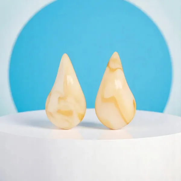 Desert_Bloom_Beige_Resin_Teardrop_Earrings_Default_Title