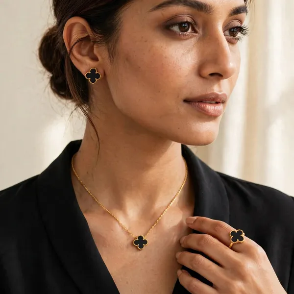 Timeless_Allure_Black_Clover_Jewelry_Set_Default_Title