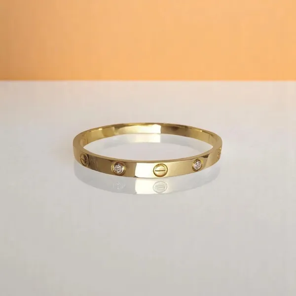 Golden_Hour_Gold_Crystal_Oval_Bracelet_Default_Title
