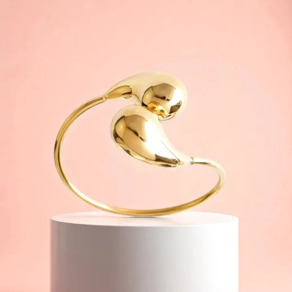 Golden_Embrace_Gold_Hugging_Drop_Bracelet_Default_Title