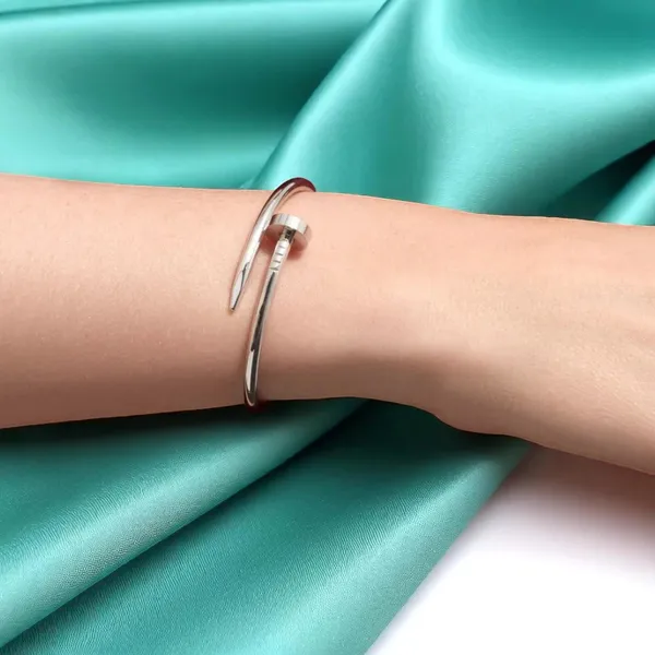 Urban_Edge_Silver_Nail_Bangle_Bracelet_Default_Title