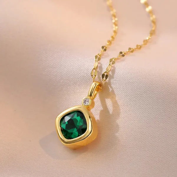 Emerald_Luxe_18k_Gold_Plated_Green_Gemstone_Necklace_Default_Title