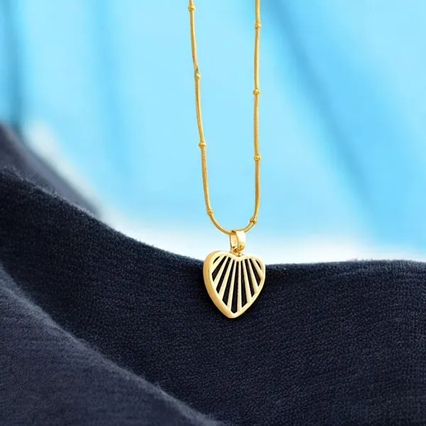 Golden_Lines_18k_Gold_Plated_Striped_Heart_Pendant_Necklace_Default_Title