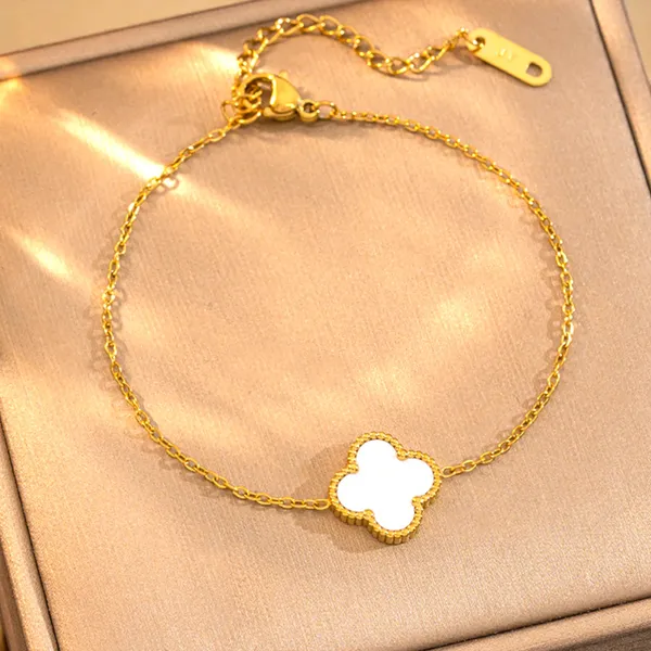 Ivory_Wish_White_Clover_Bracelet_Default_Title