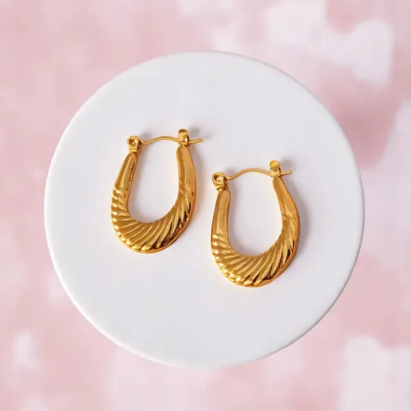 Twist_Muse_Gold_Twisted_U_Hoop_Earrings_Default_Title
