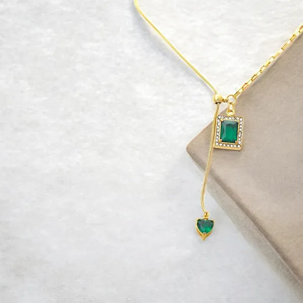 Emerald_Dusk_18k_Gold_Plated_Y_Necklace_With_Green_Stone_Drop_Default_Title