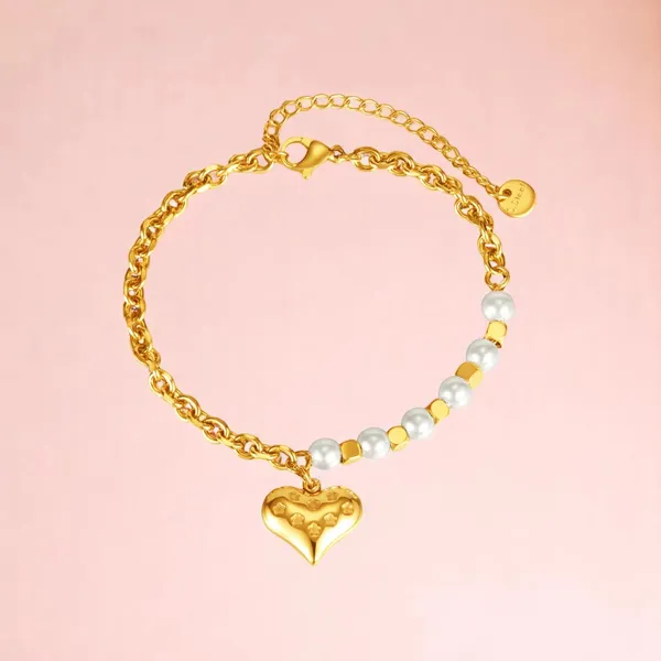 Lovers_Whisper_Gold_Heart_Pearl_Charm_Bracelet_Default_Title