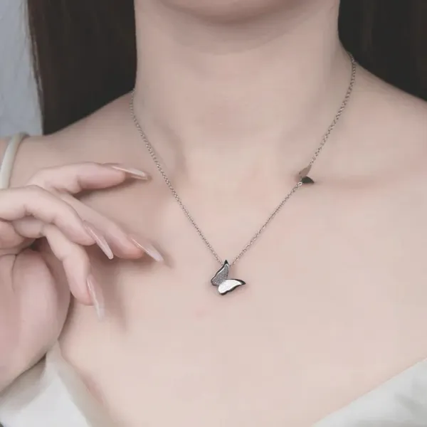 Moonlight_Muse_Silver_Butterfly_Charm_Necklace_Default_Title