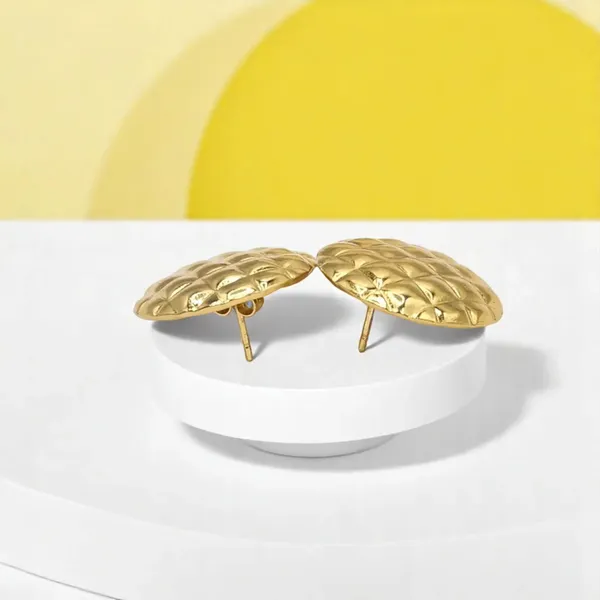 Golden_Grain_Textured_Round_Stud_Earrings_Default_Title