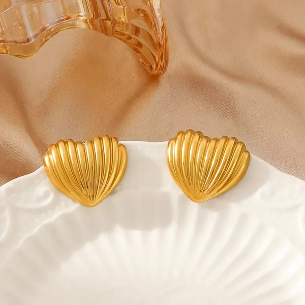 Golden_Pulse_Ridged_Heart_Stud_Earrings_Default_Title