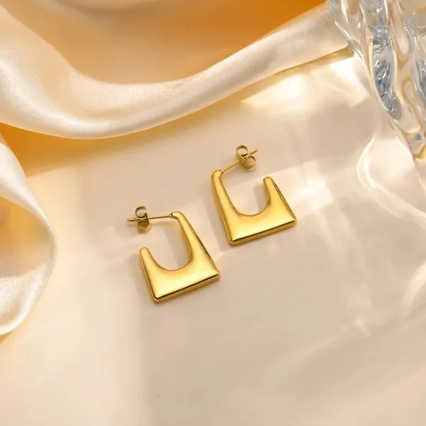 Modern_Edge_18k_Gold_Plated_Geometric_Stud_Earrings_Default_Title